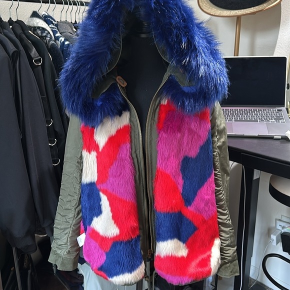 Belle Vere Military Faux Multicolored Fur Lining Hooded Parka in Olive Xs - Picture 3 of 8